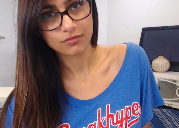 ඊජිප්තුවේ අධ්‍යාපන උපදේශකයෙකු ලෙස මියා කලීෆා ගැන කවදා හෝ කල්පනා කර තිබේද?