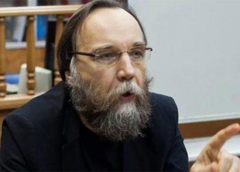 “පුටින්ගේ මොළය” ඝාතන තැත වැරදී දියණියක් ජීවිතක්ෂයට