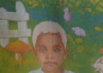 හත් අවුරුදු දියණිය මරා ‘කවරයකට දමා ගල් පුරවා’ පතලකට දැමූ අම්මා ඇතුළු නරුමයෝ