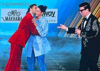 රන්වීර් ට සුබ පතන්න හොරෙන් ඇවිත් හිටිය දීපිකා