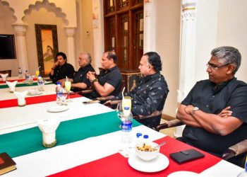 හිටපු ක්‍රීඩා ඇමතිවරු රැස්වී එකම තීරණයකට එළඹේ – නාමල් රැස්වීමට නෑ