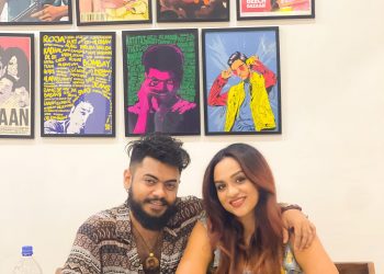 ආදරේ සතුට විදින මාධවී