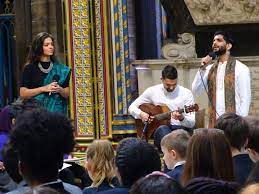 චාල්ස් රජු ඉදිරියේ ගැයුණු සිංහල ගීතය