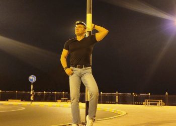 අබුඩාබිවල මහ රෑ ලස්සන කන්දක් නගින්න ගිය රන්ජන්