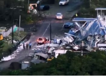 සීෂෙල්ස් හි දැවැන්ත පිපිරීමක් – හදිසි තත්ත්වයක් ප්‍රකාශයට පත් කරයි