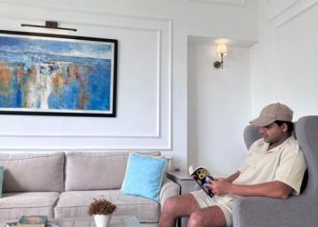 එයාට කාලෙකින් නිවාඩුවක් හම්බ වුණාලු