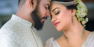 රන්හුයෙන් දෑඟිලි බැඳුණු මාධවී සහ කසුන්